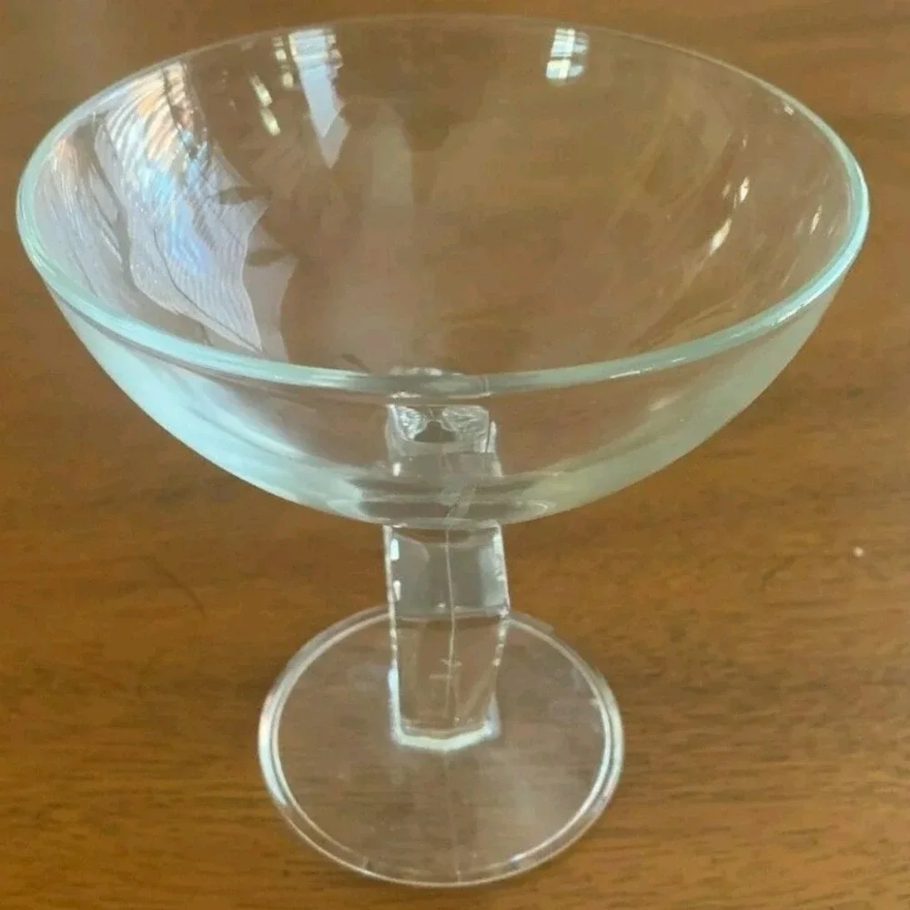 Cristal d'Arques Gaufrette Wedge Stem Large Champagne‎ Sherbet(s) Glasses